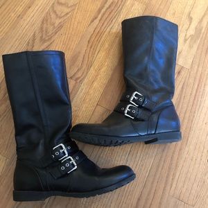 Girls size 4 boots